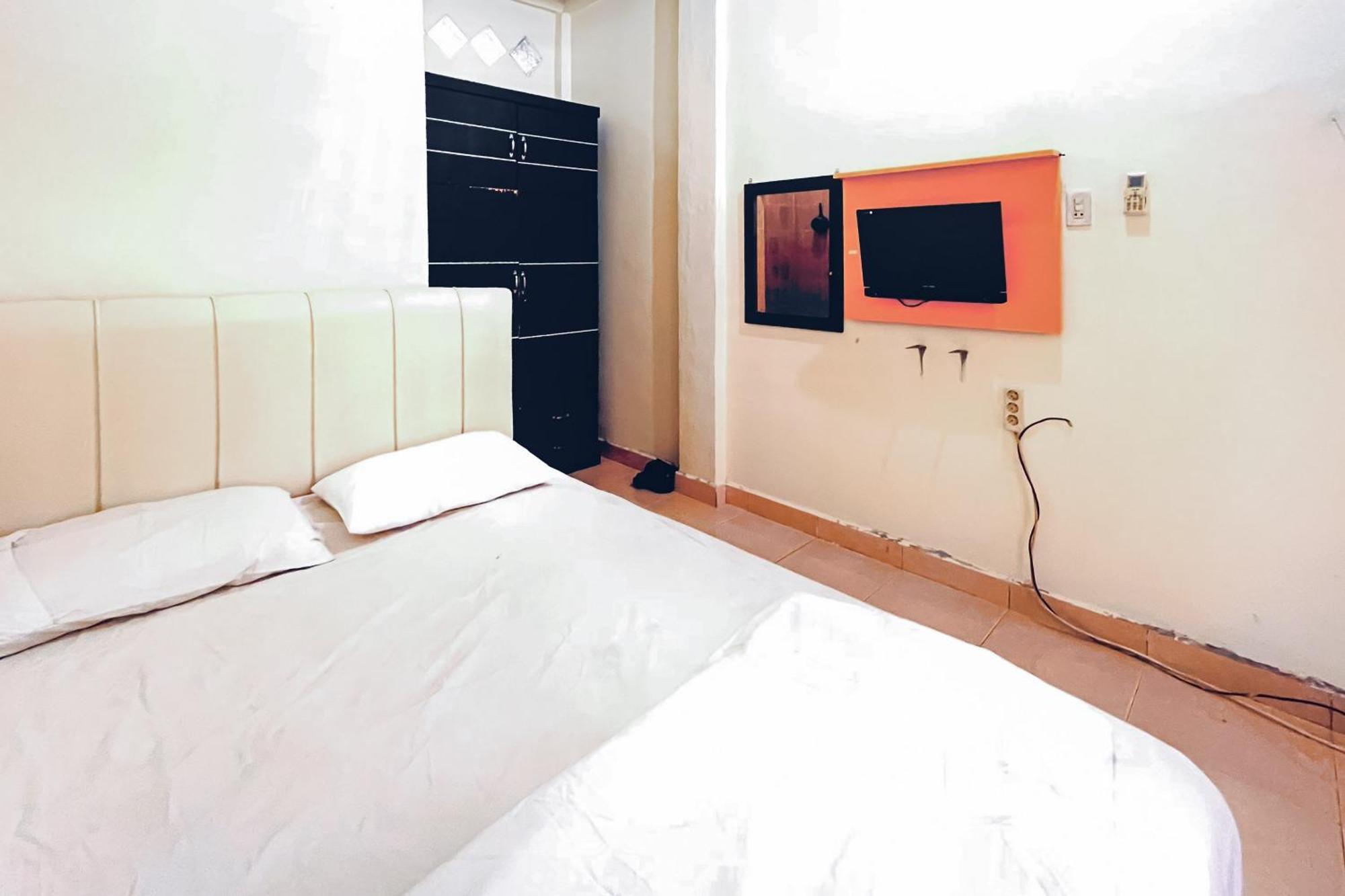 Amira House Kisaran Redpartner Hotel Exterior foto