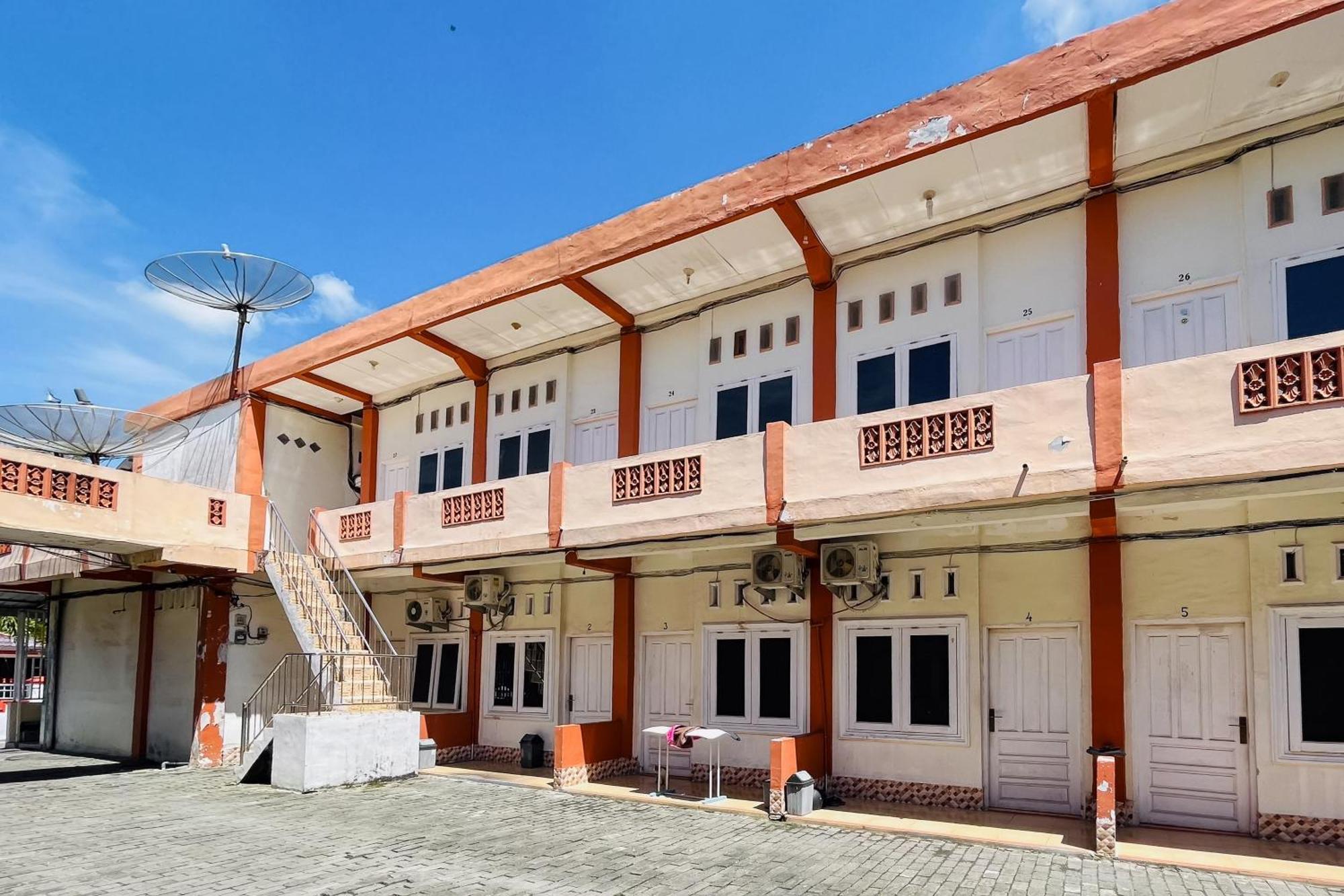 Amira House Kisaran Redpartner Hotel Exterior foto
